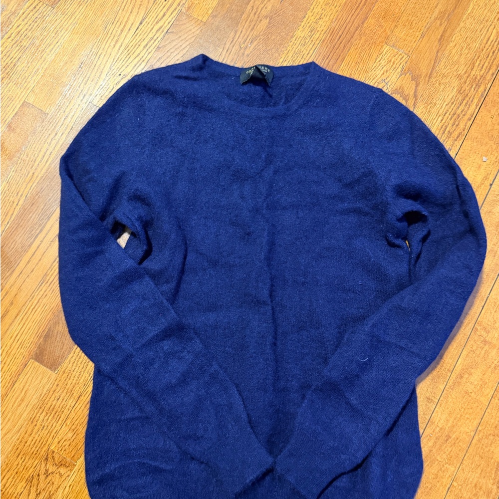 Cashmere sweater